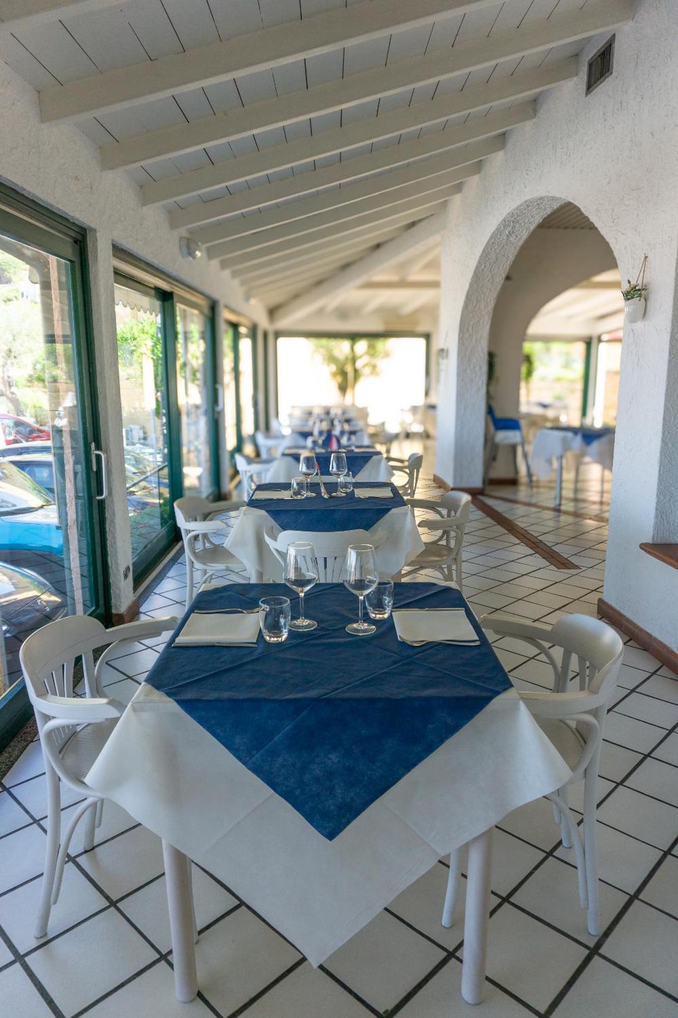 Hotel Il Perseo Chiessi Ngoại thất bức ảnh