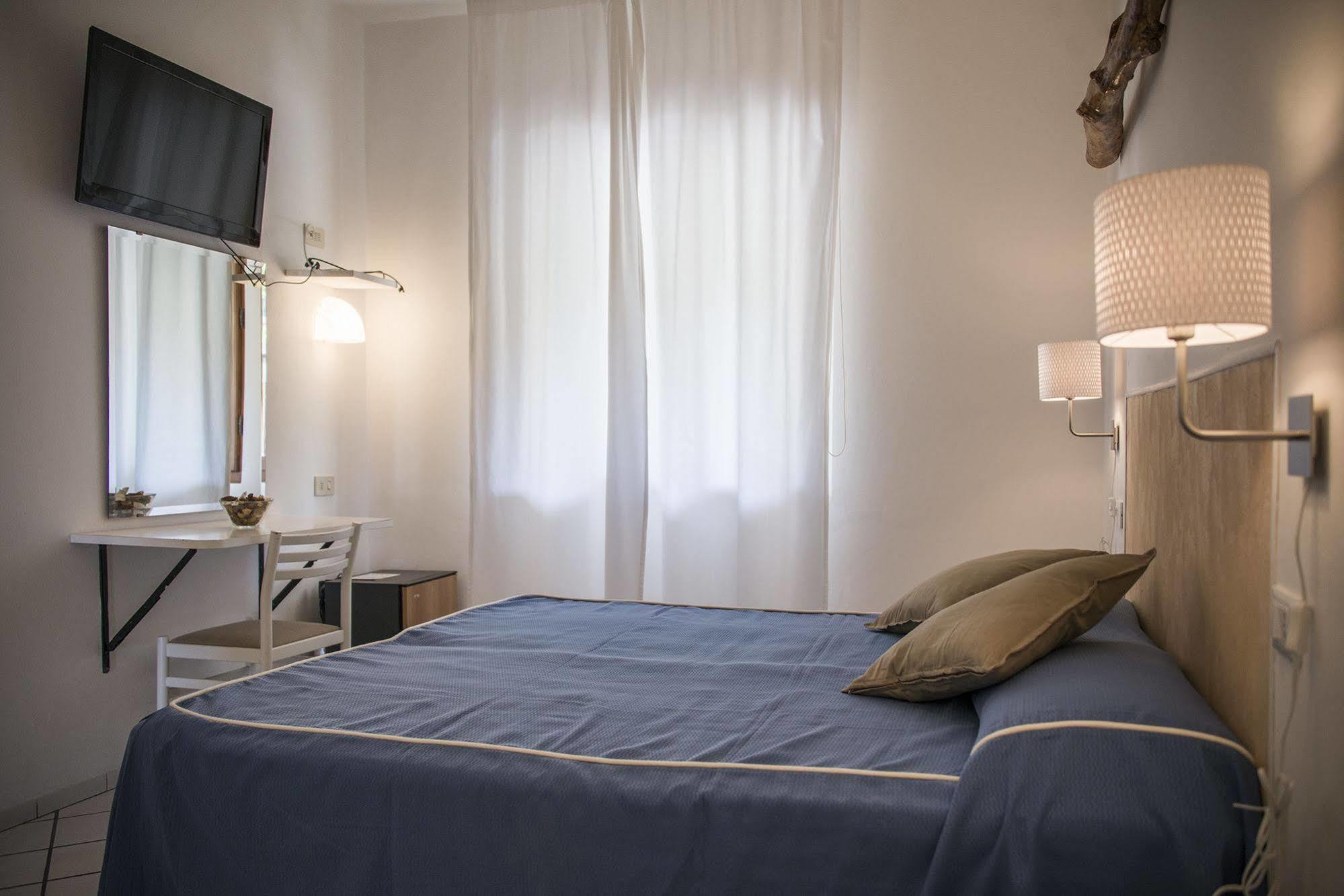 Hotel Il Perseo Chiessi Ngoại thất bức ảnh