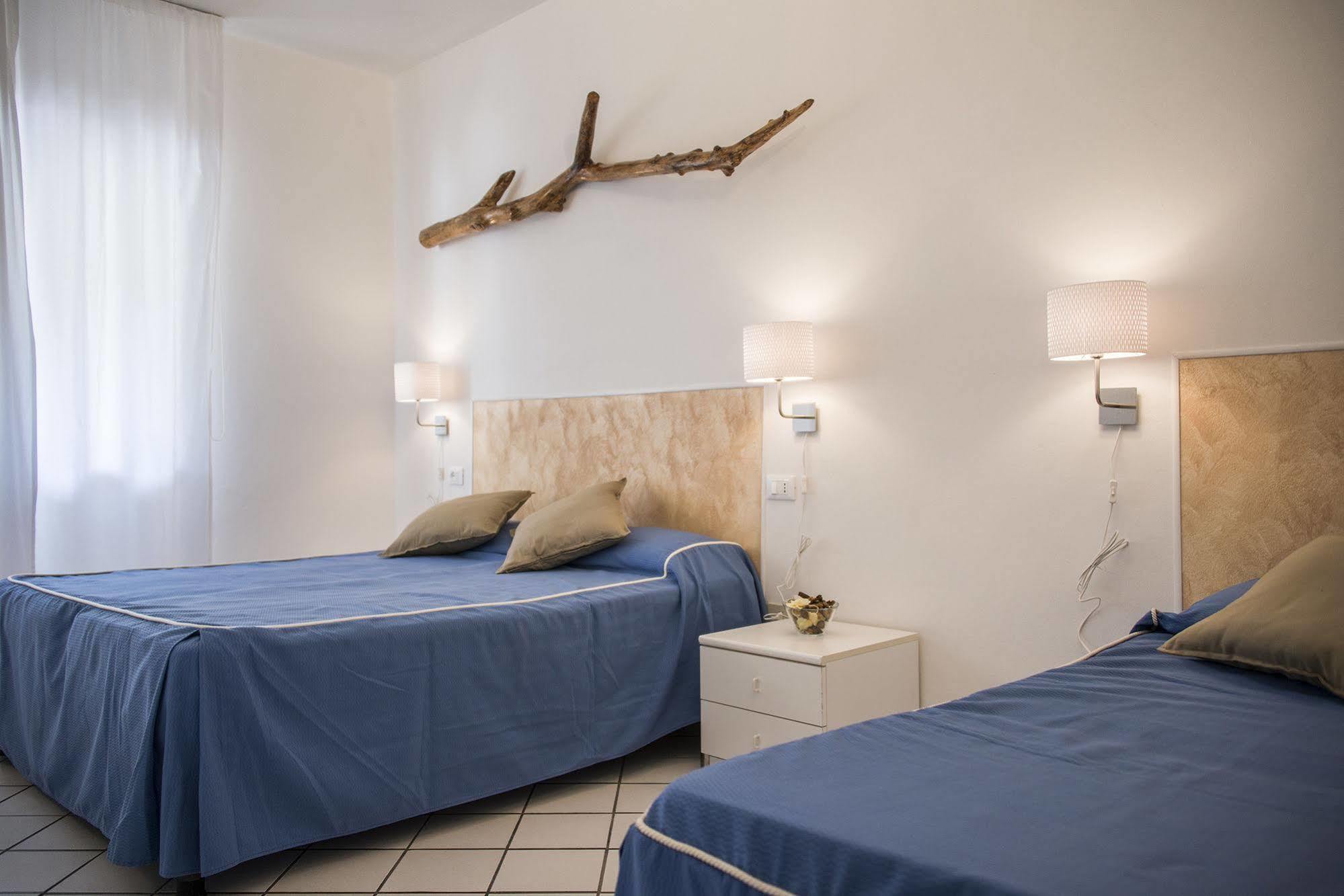Hotel Il Perseo Chiessi Ngoại thất bức ảnh