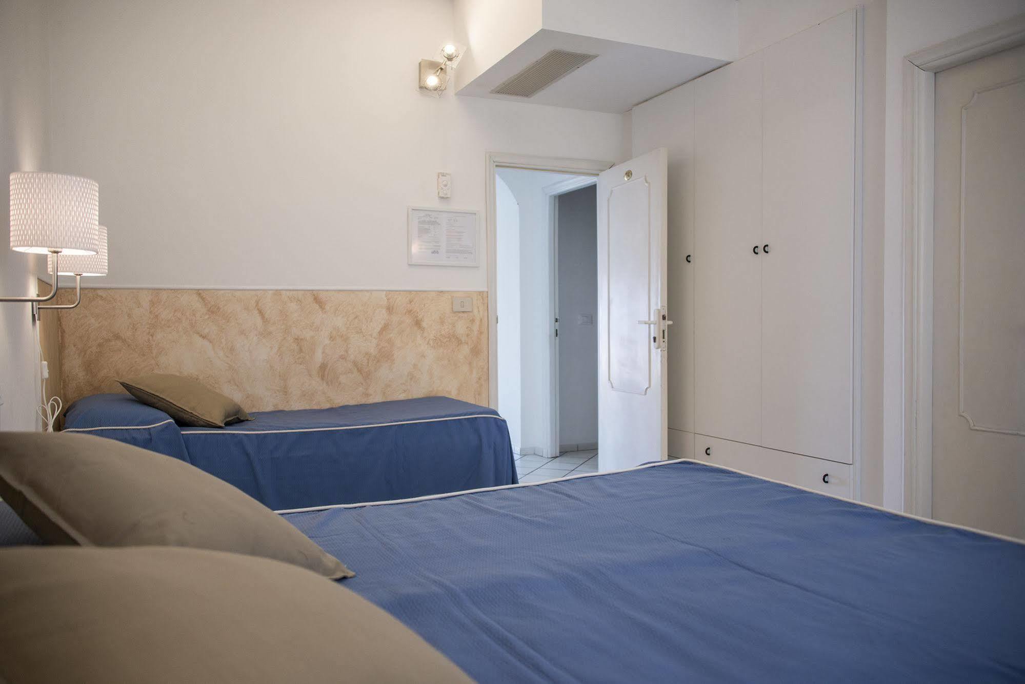 Hotel Il Perseo Chiessi Ngoại thất bức ảnh